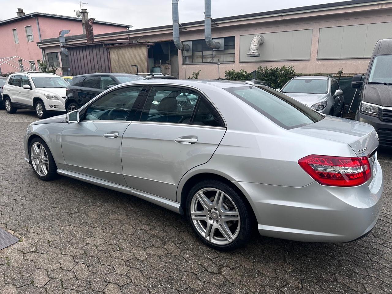 Mercedes-benz E 350 CDI BlueEFFICIENCY Avantgarde AMG