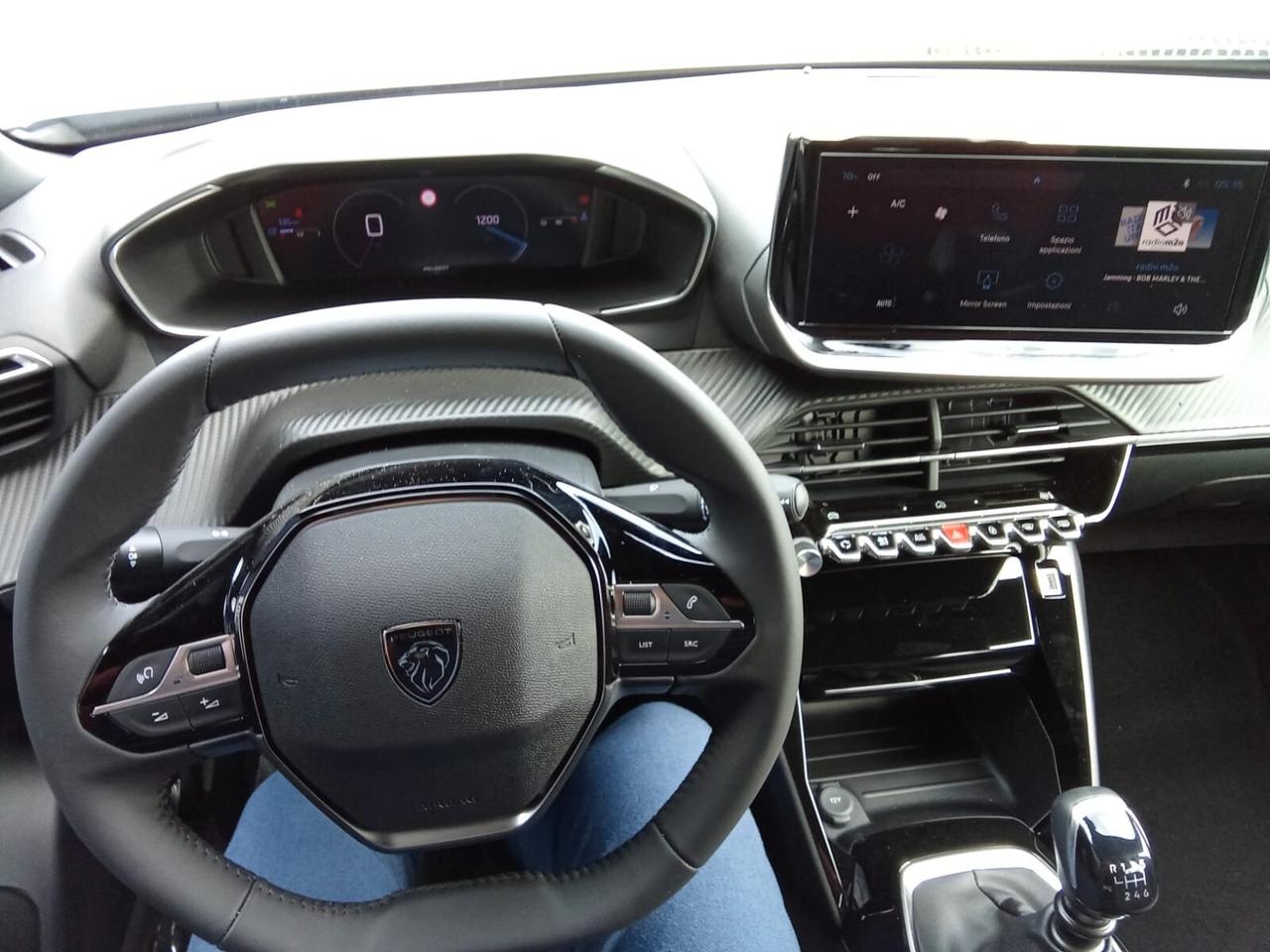 Peugeot 2008 PureTech 100 S&S Allure