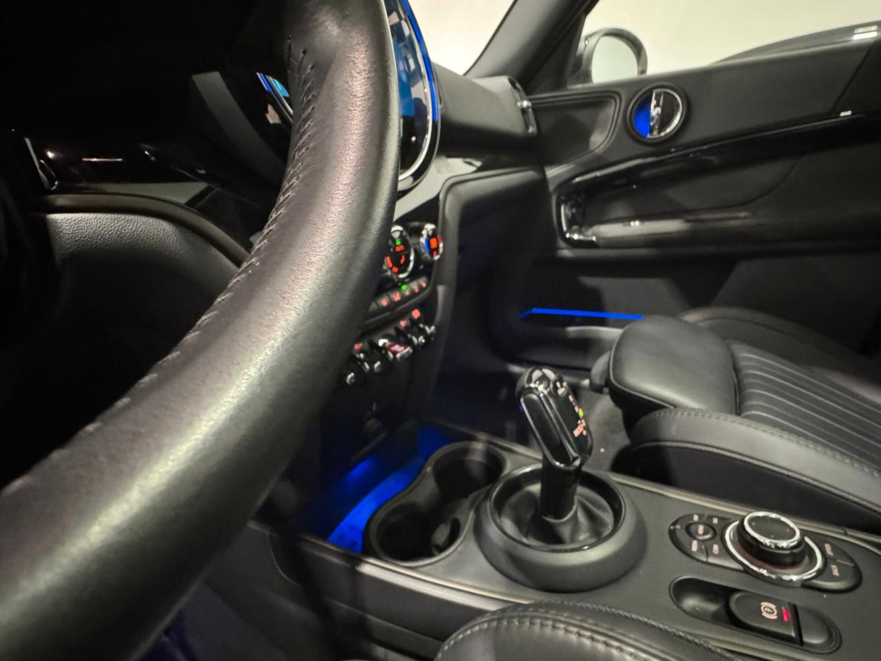 Mini Cooper Countryman 1.5 Essential