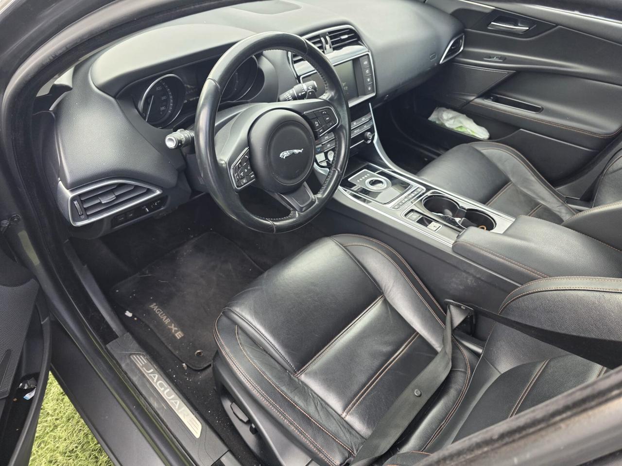 Jaguar XE 2.0 D Automatica Garanzia 12mesi