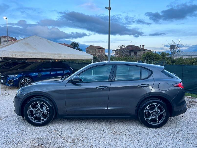 Alfa Romeo Stelvio 2.2 Turbodiesel 160 CV AT8 RWD Sprint