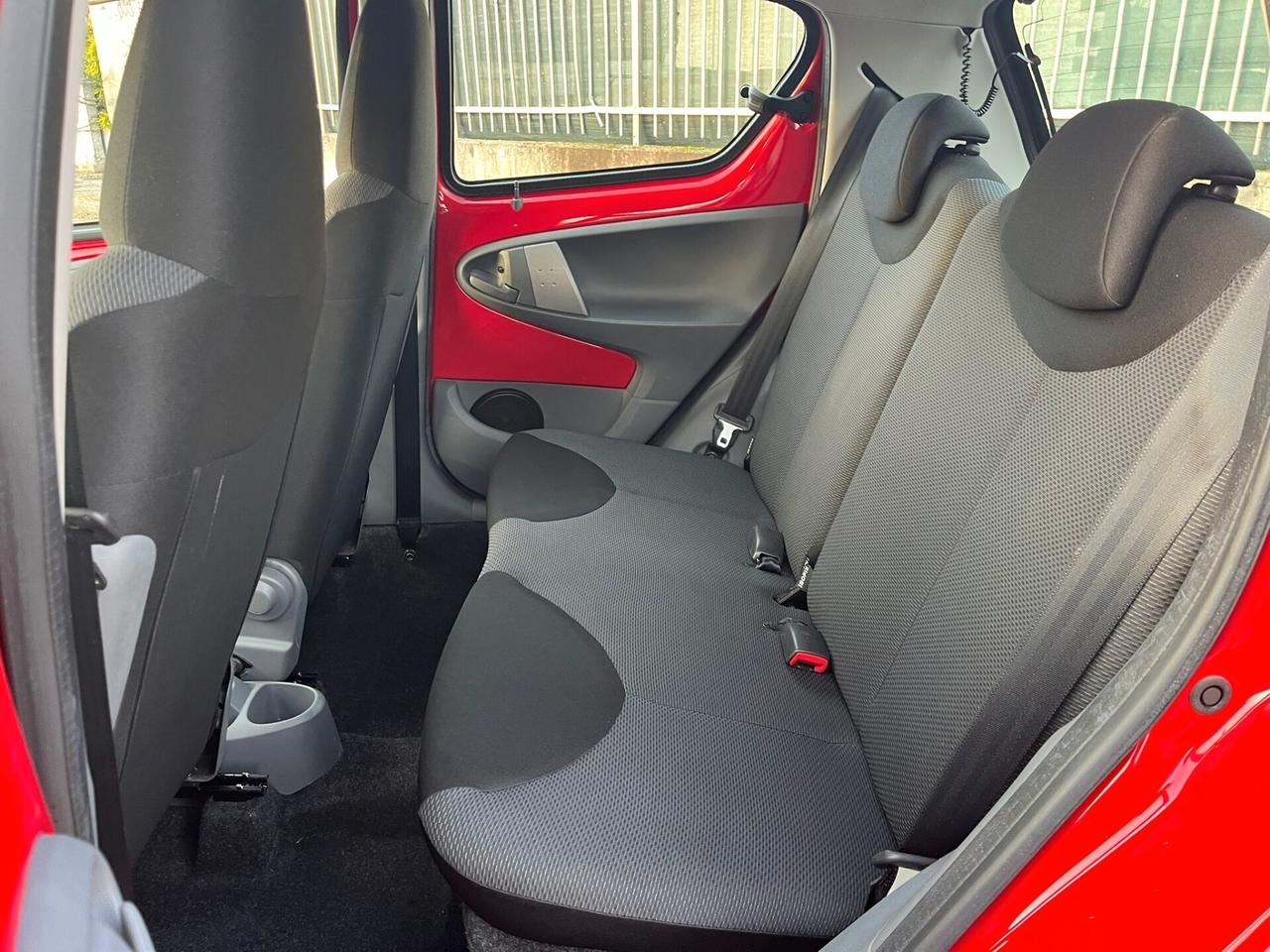 Toyota Aygo 1.0 BENZ SOLO 29.000 KM