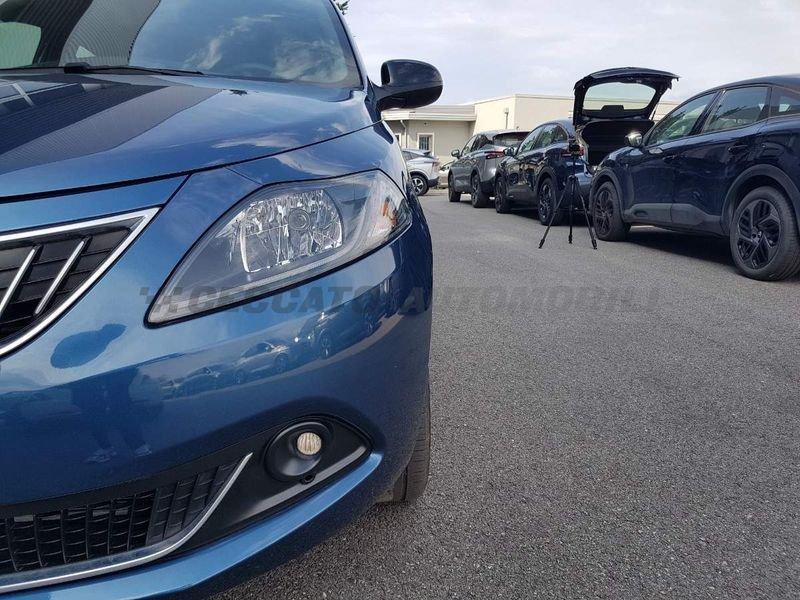 Lancia Ypsilon Ypsilon 1.0 firefly hybrid Platino s&s 70cv