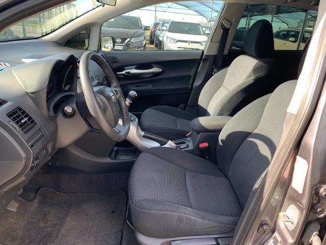 TOYOTA Auris 2.0 D-4D DPF 5 porte Sol