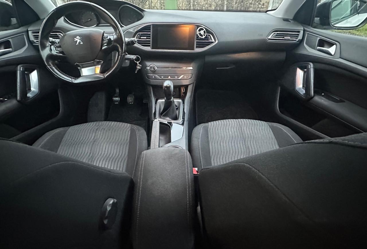 Peugeot 308 PureTech Turbo 110 S&S Access