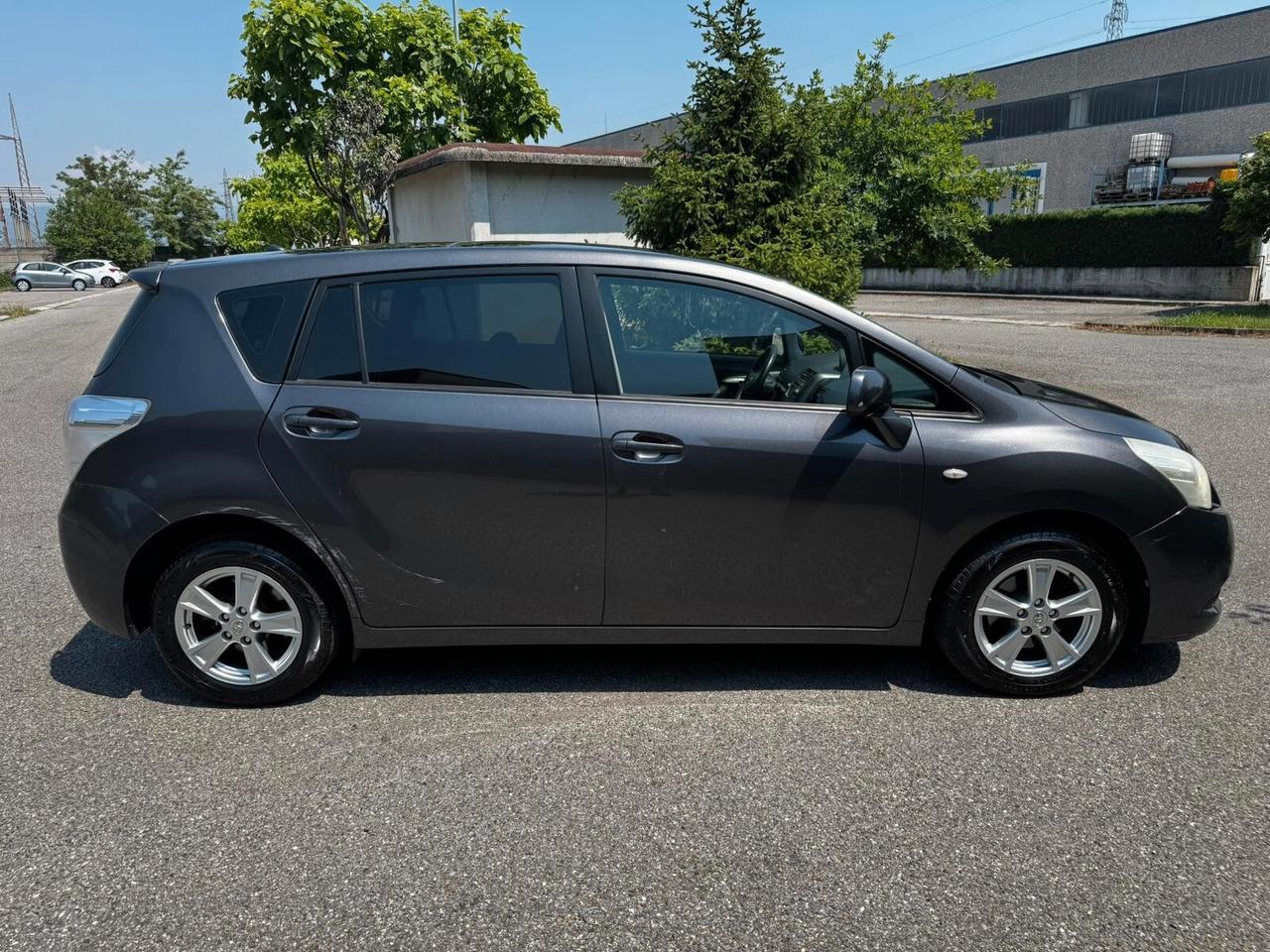 Toyota Verso 1.6 Sol Euro 4 - 2010 - 183.000 km