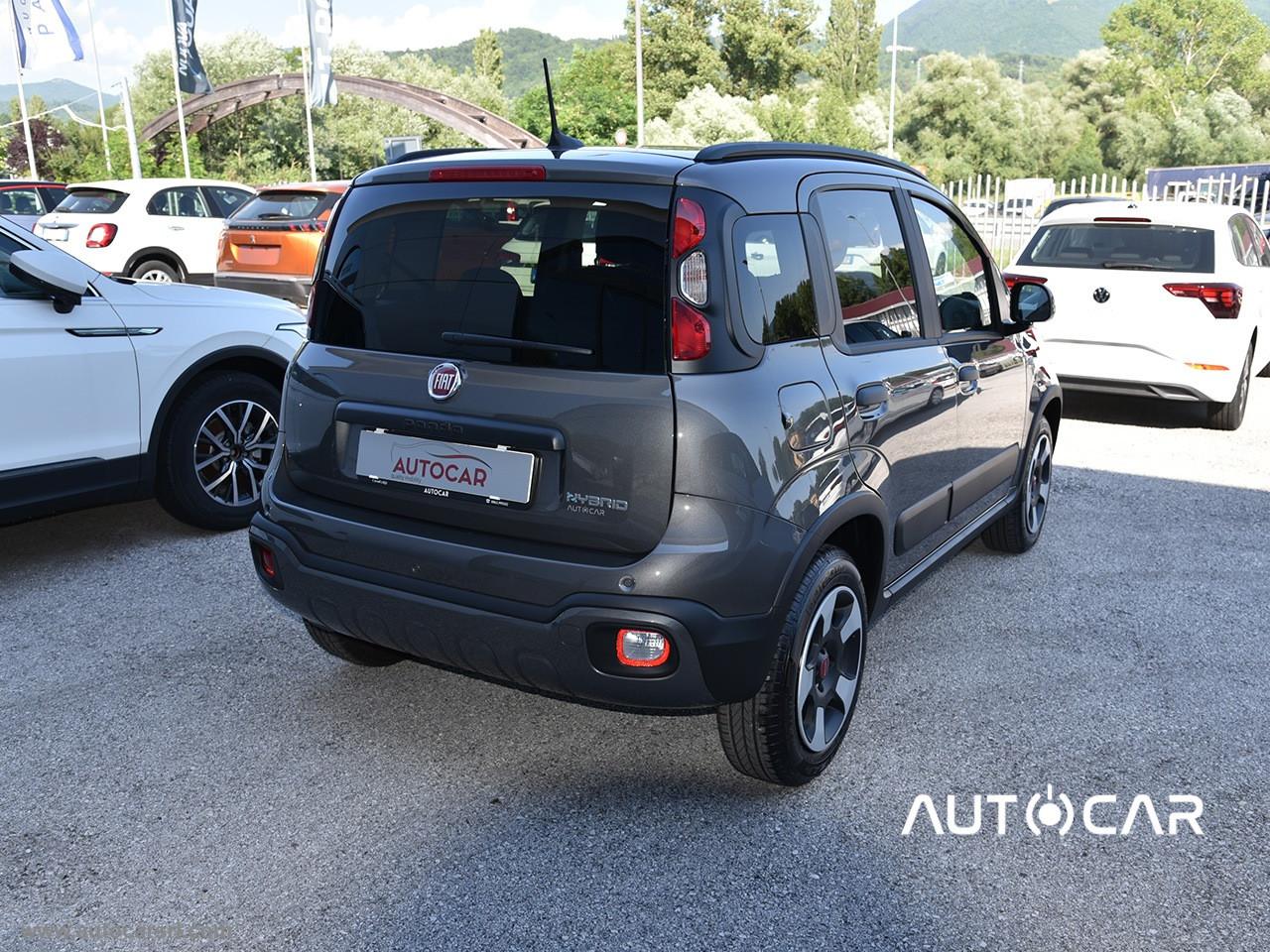 FIAT Panda 1.0 FireFly S&S Hybrid CROSS