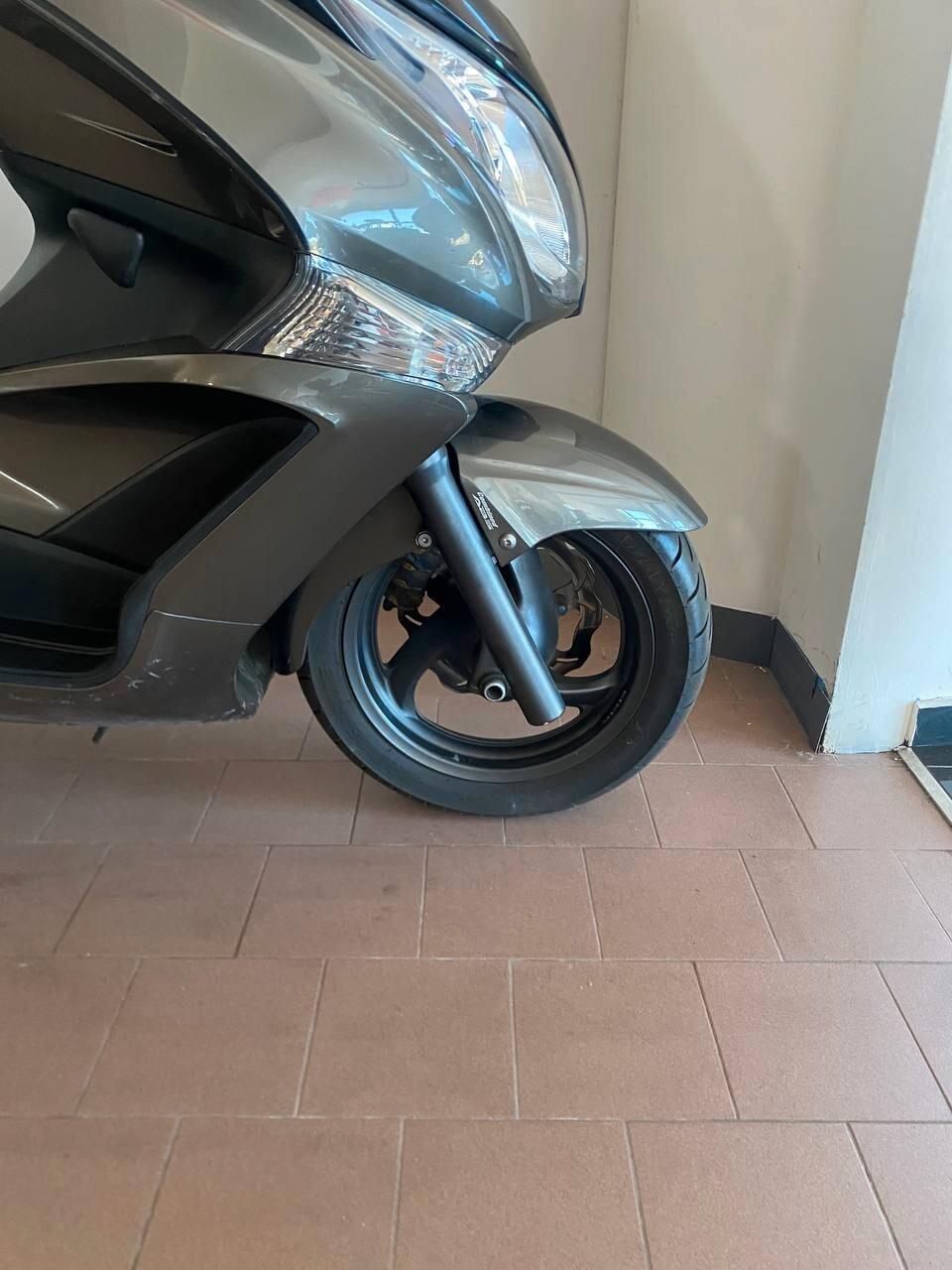 Honda SW-T600 abs