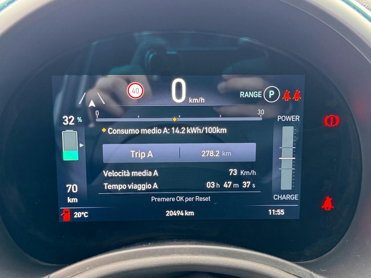 Fiat 500 500e Berlina 42 kWh La Prima