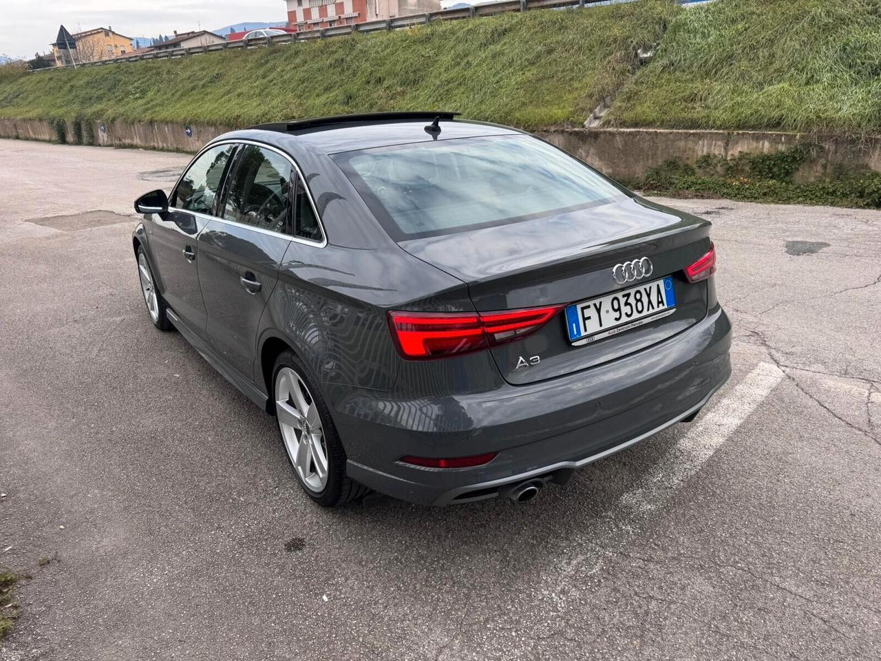 Audi A3 Sedan 30 TDI Admired