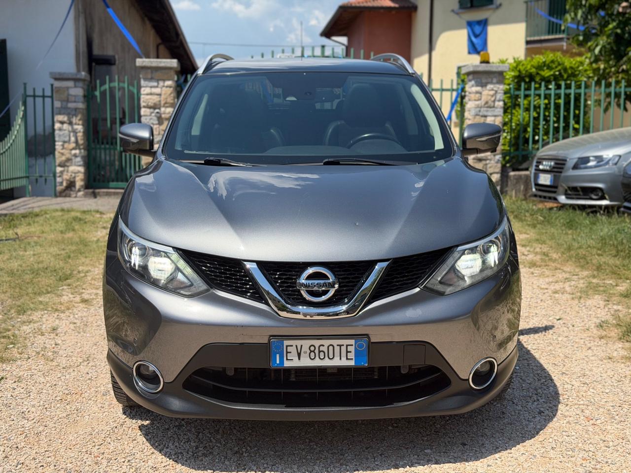 Nissan QASHQAI 1.6 dCi TEKNA TETTO FULLOPT 360CAM