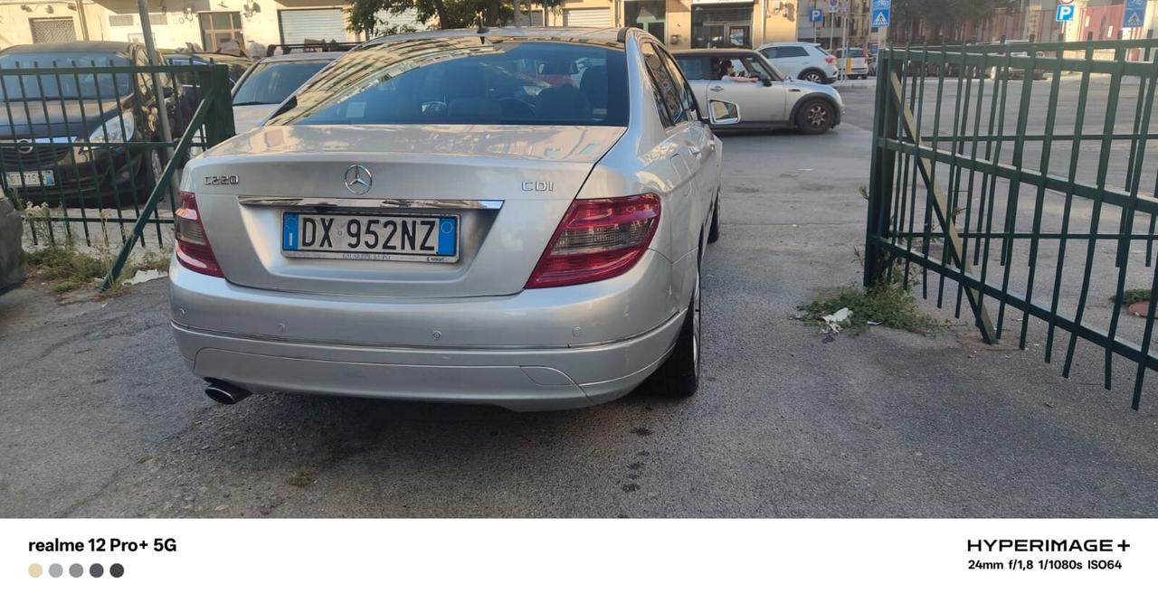 Mercedes-benz C 220 CDI BlueEFFICIENCY Avantgarde AMG