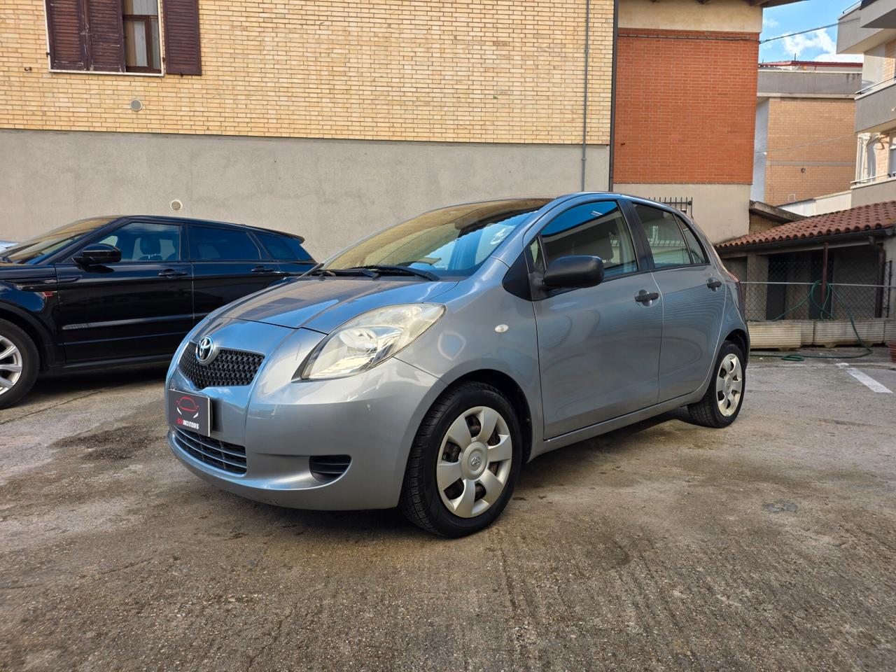 Toyota Yaris 1.0 Benzina 5 porte