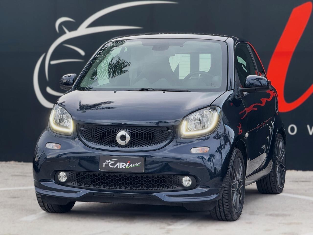Smart forTwo 0.9 T Parisblue BRABUS Style 90CV