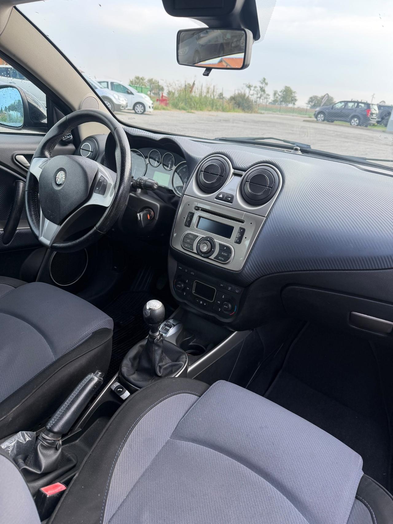 Alfa Romeo MiTo 1.4 78 CV Distinctive Sport Pack