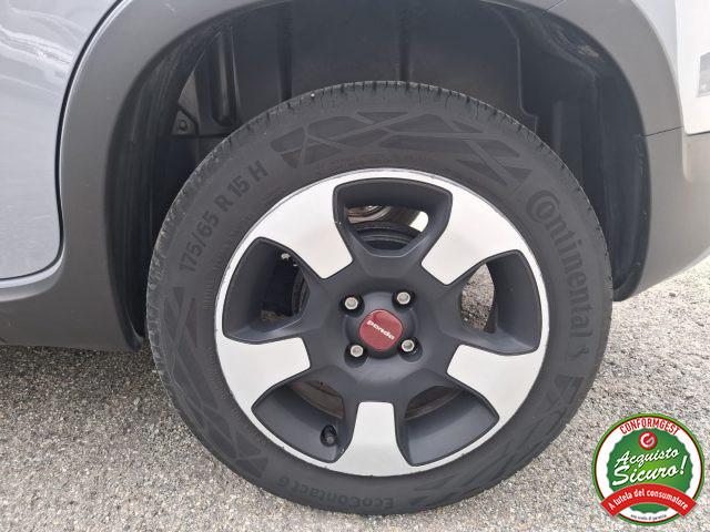 FIAT Panda 1.0 FireFly S&S Hybrid City Cross UNICO PROPRIETAR