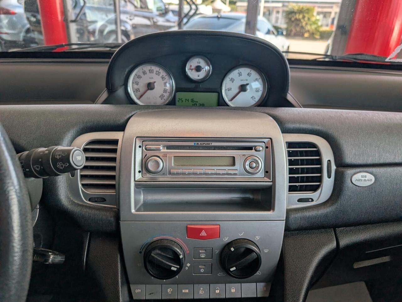 Lancia Ypsilon 1.3 DIESEL 75 CAVALLI