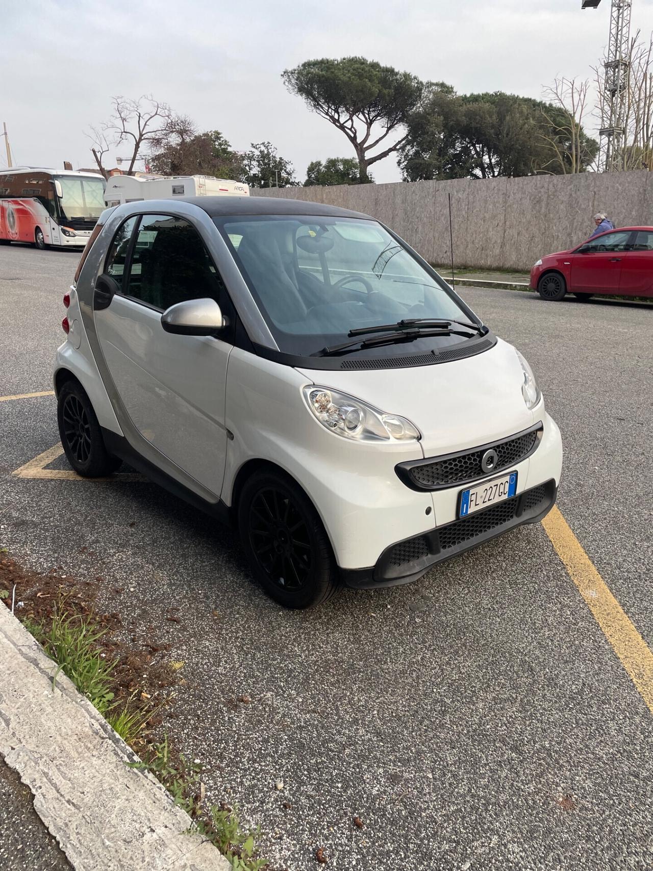 Smart ForTwo 1000 MHD coupé pure Unipro manutenzione certificata