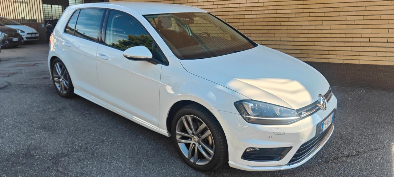 Volkswagen Golf 1.6 TDI 110 CV 5p. R-LINE