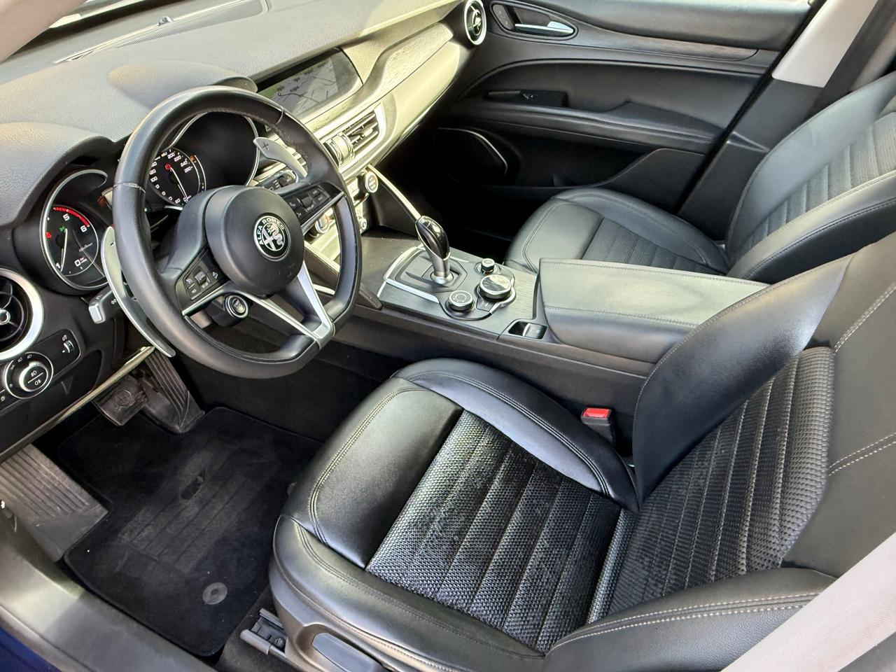 Alfa Romeo Stelvio 2.2 Turbodiesel 210 CV AT8 Q4 Executive