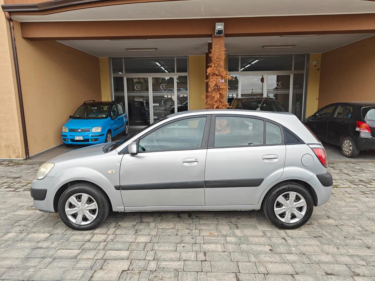 Kia Rio 1.5 16V CRDi 5p. EX Challenge