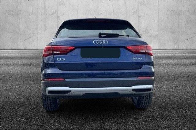 AUDI Q3 35 TDI S tronic Business Advanced