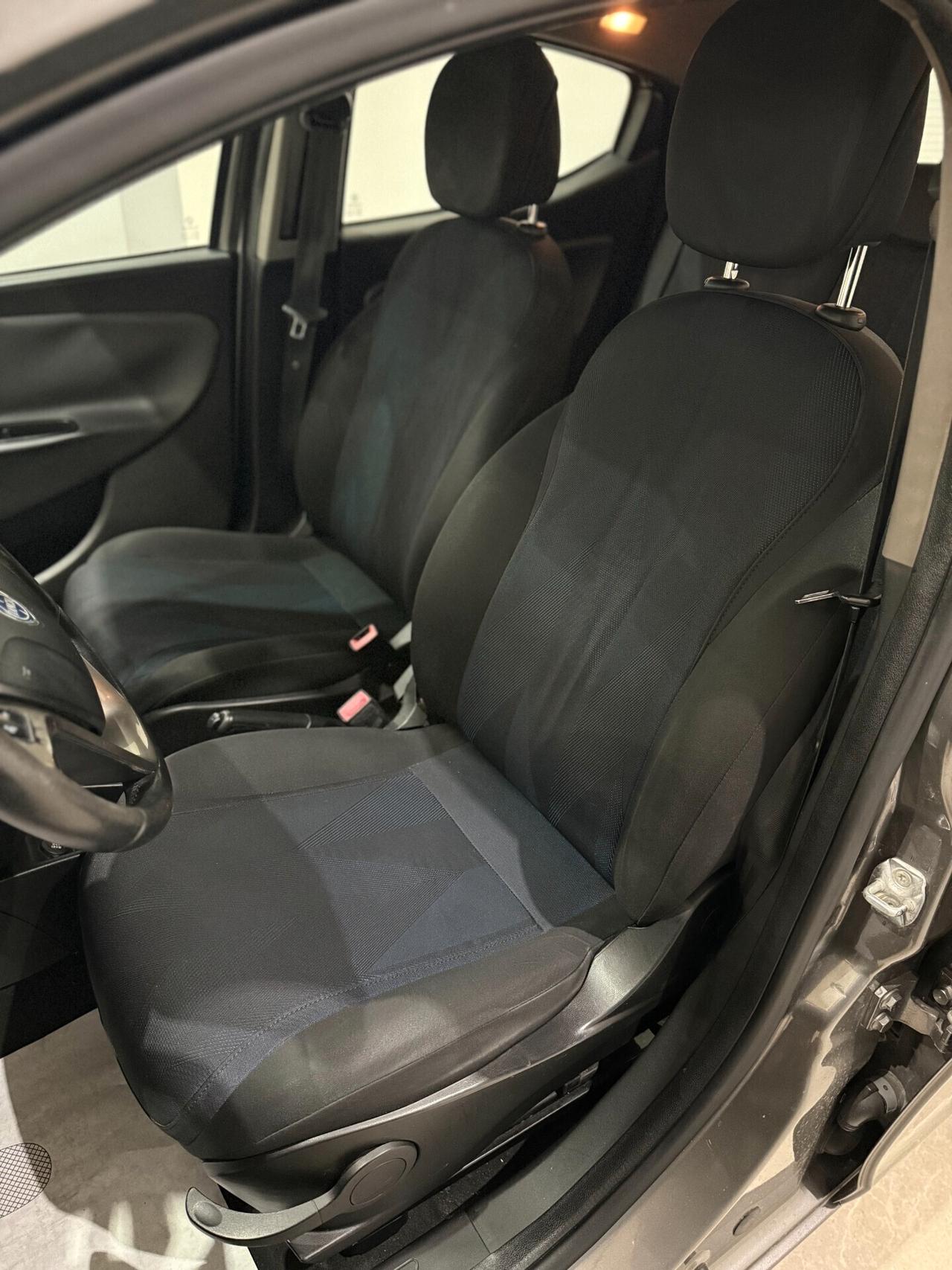 Lancia Ypsilon 1.2 69 CV 5 porte Elle