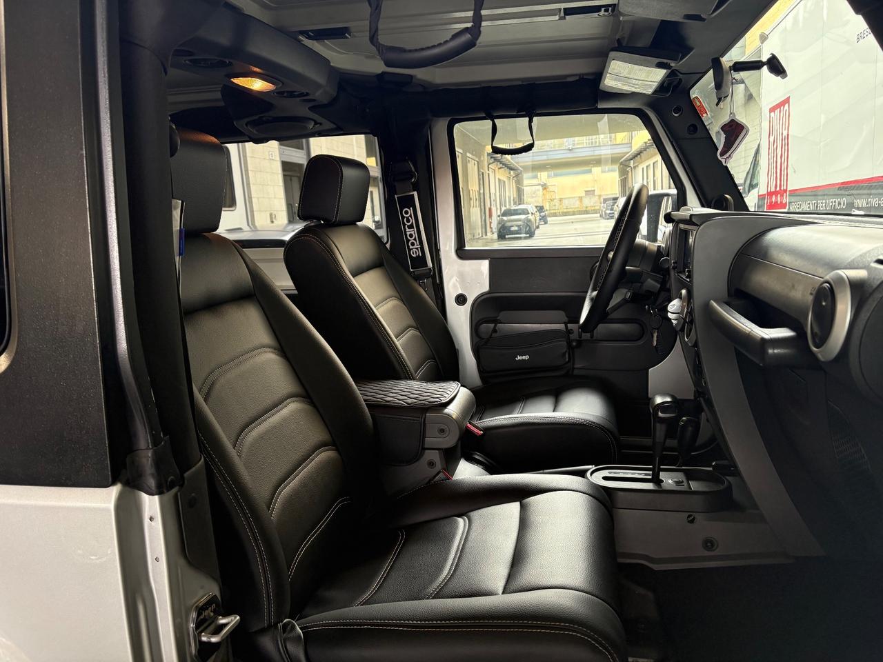 Jeep Wrangler 2.8 CRD DPF Sahara Auto