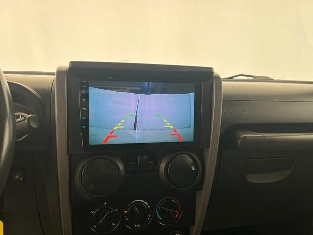 JEEP WRANGLER 3p 3.8L Sahara auto