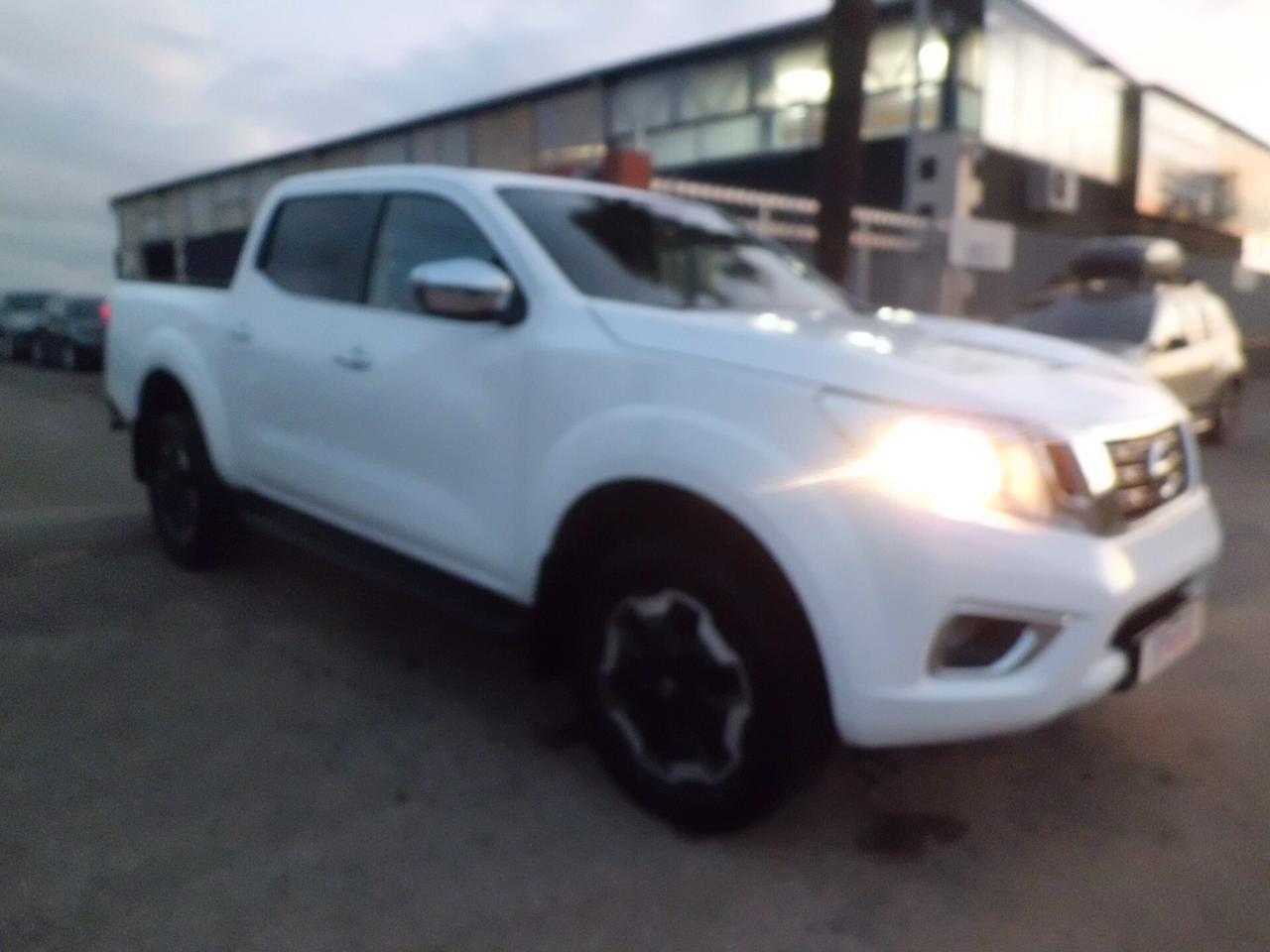 Nissan Navara 2.3 dCi 4WD Double Cab Telaio Visia