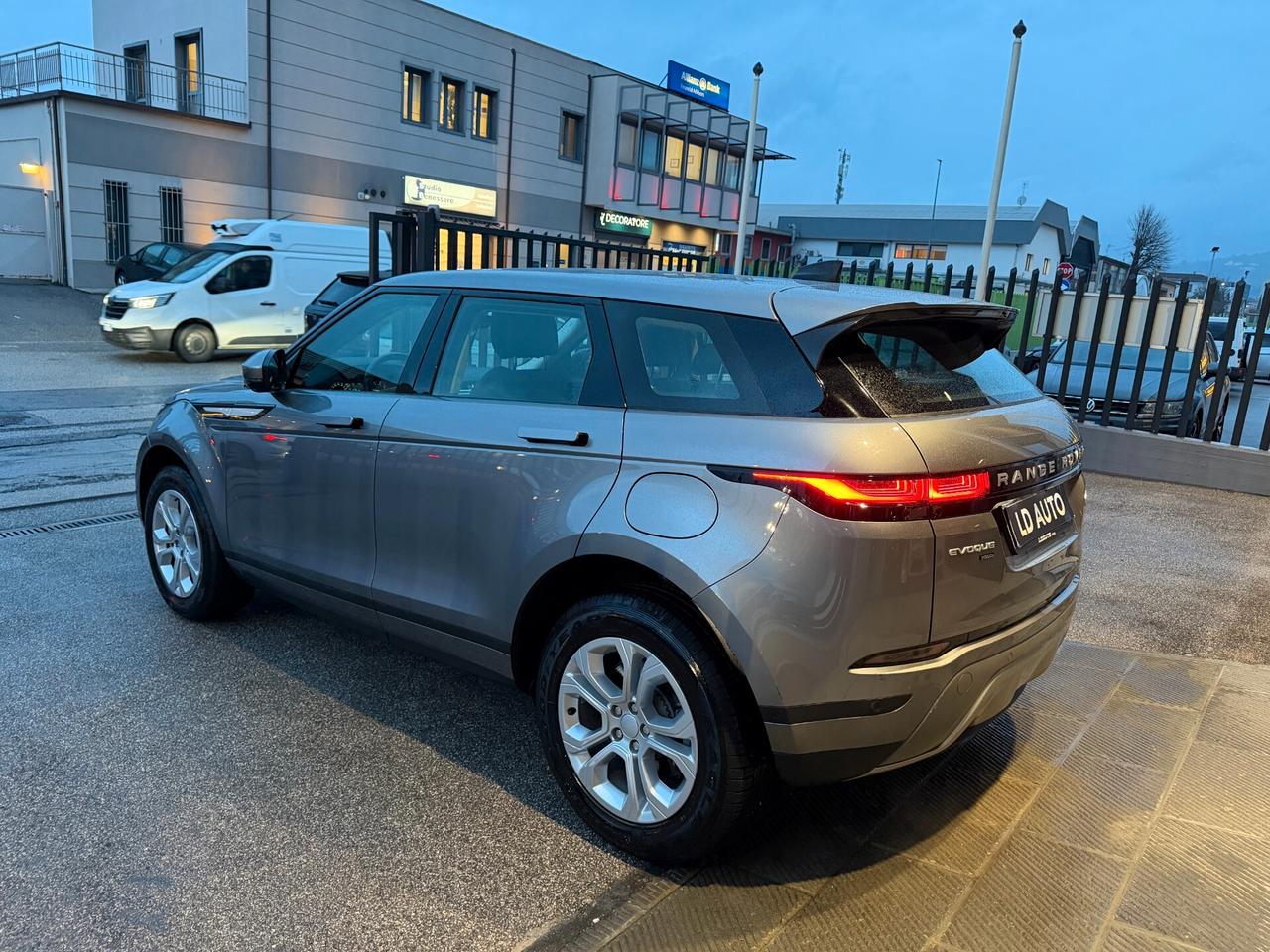 Land Rover Range Evoque 1.5 I3 PHEV 300 CV AWD