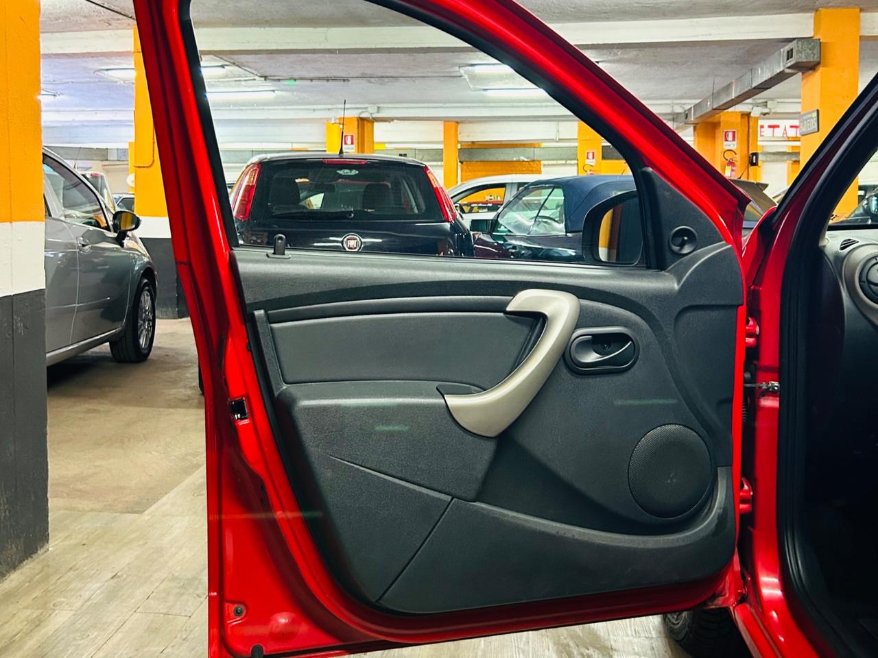 DACIA SANDERO 1.2 BENZINA CON SOLI 65.630 KM