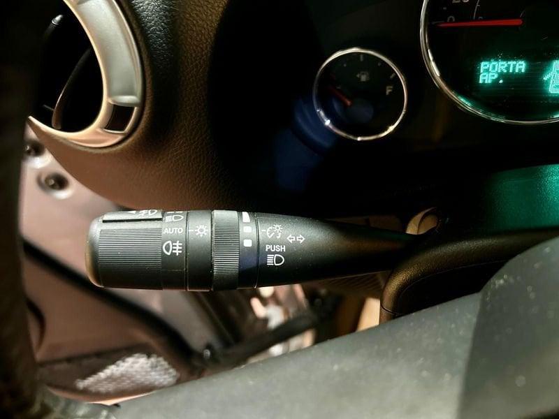 Jeep Wrangler Wrangler Unlimited 2.8 CRD DPF Sahara Auto