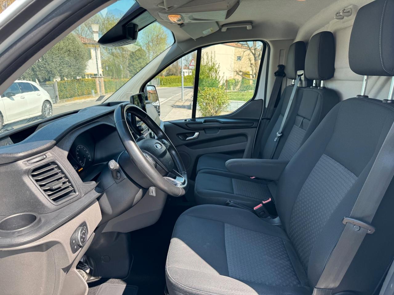 Ford Transit Custom 300 2.0 EcoBlue 130 PC Furgone Titanium