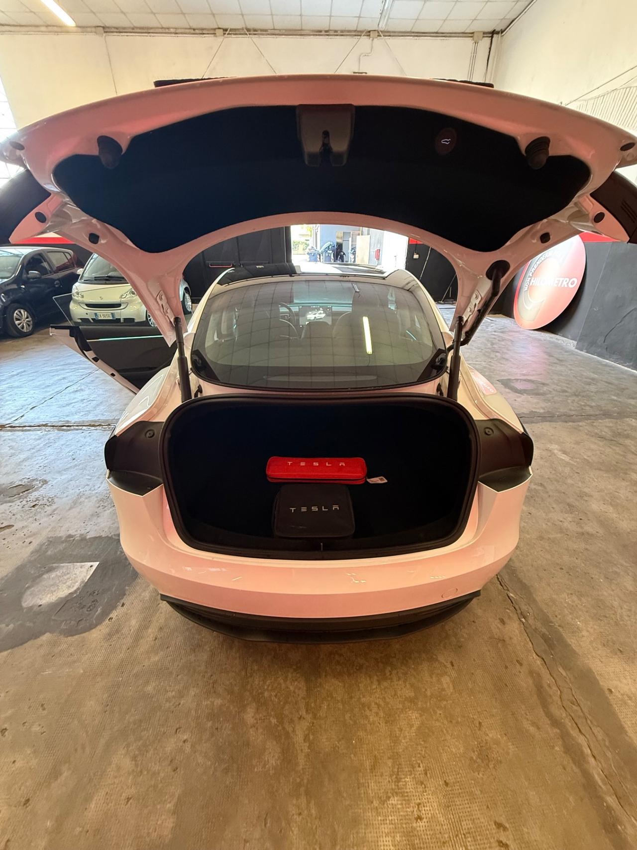 Tesla Model 3 NV35 RWD Premium