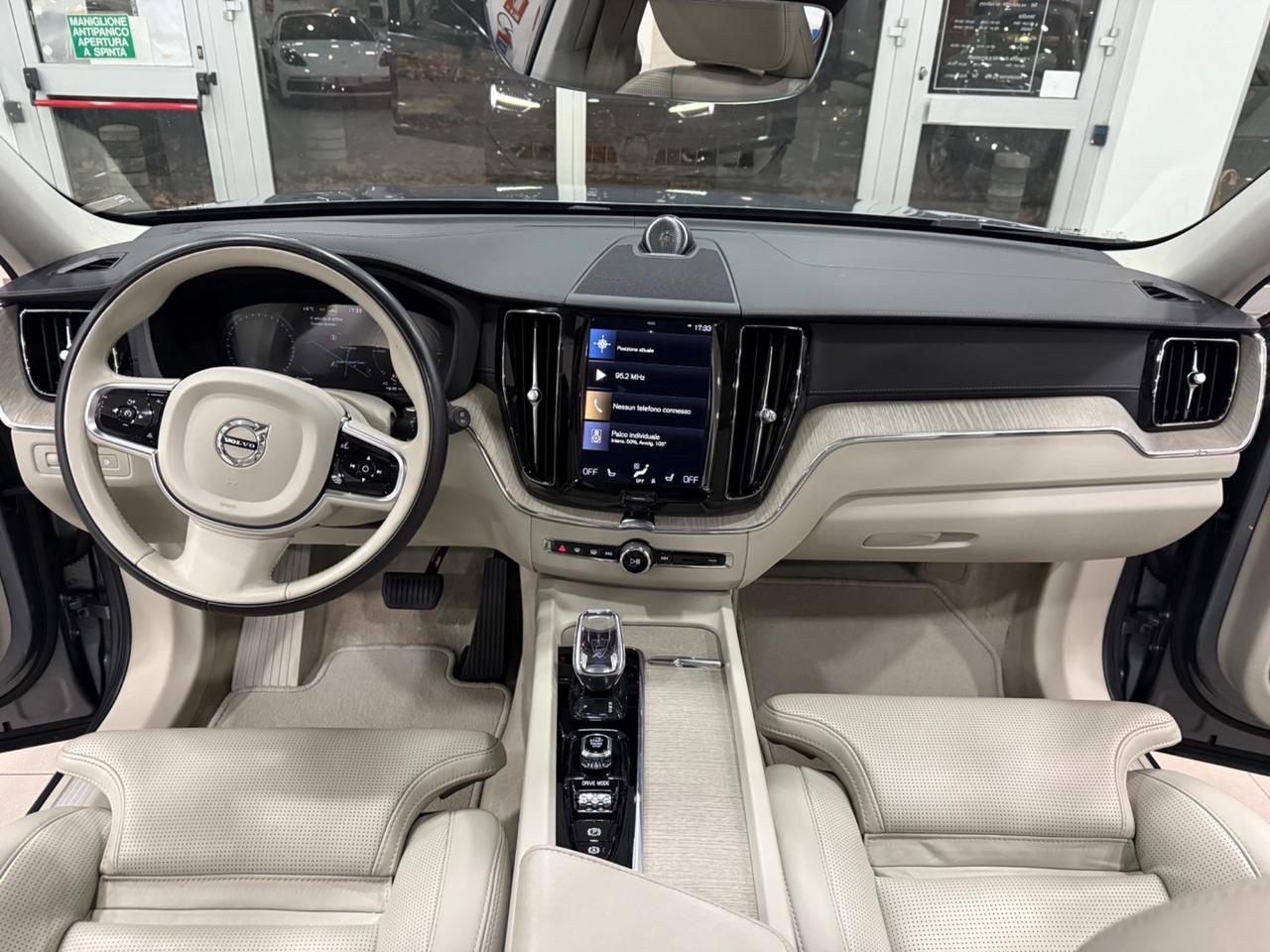 Volvo XC60 XC60 T8 Recharge Plug-in Hybrid AWD Inscription