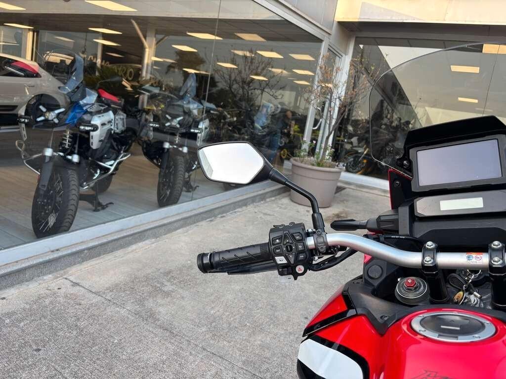 Honda CRF1100L Africa Twin 2021 / Km 28.000 Tua a solo 99 Euro al mese