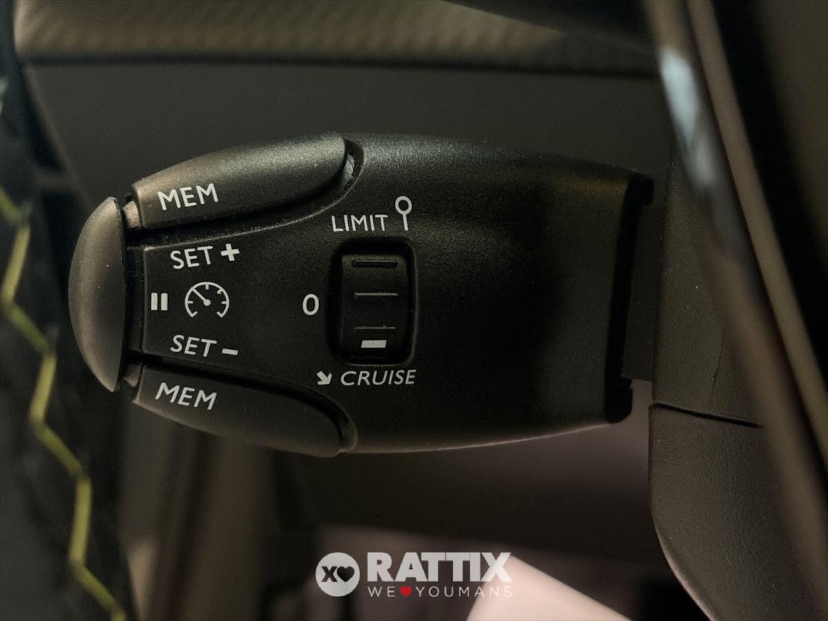 Peugeot 208 1.2 hybrid 145CV GT e-dcs 6