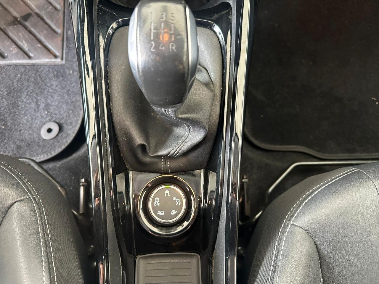 Peugeot 2008 BlueHDi 100 Allure 2016