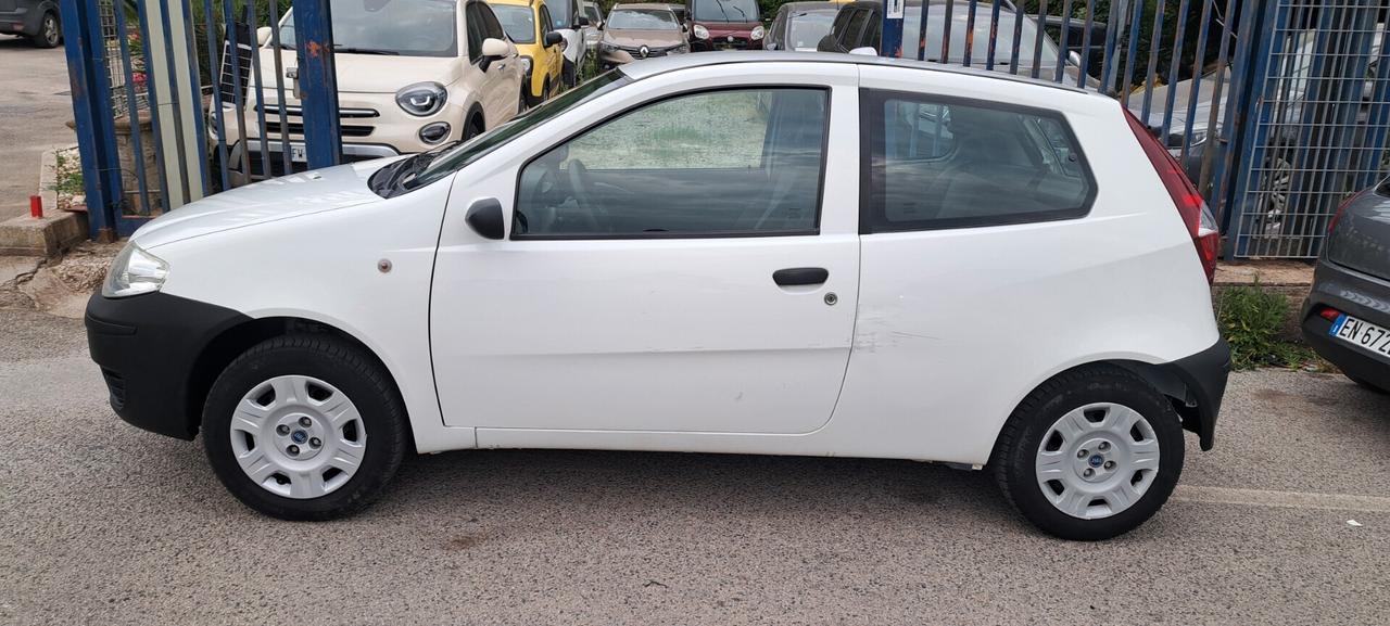 Fiat Punto 1.2 3 porte Active