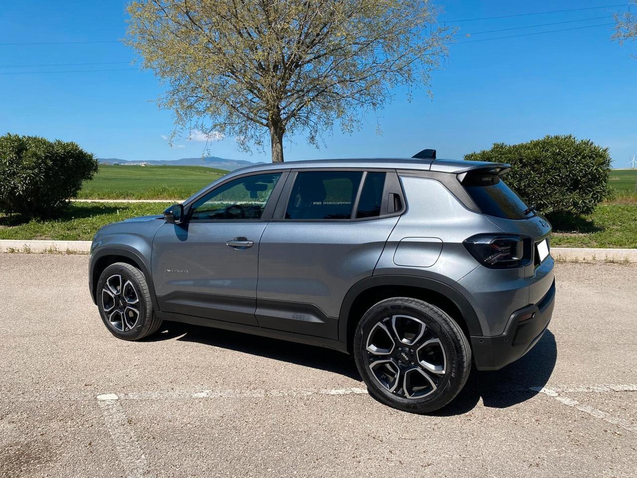 Jeep Avenger 1.2 Turbo 100 CV Summit