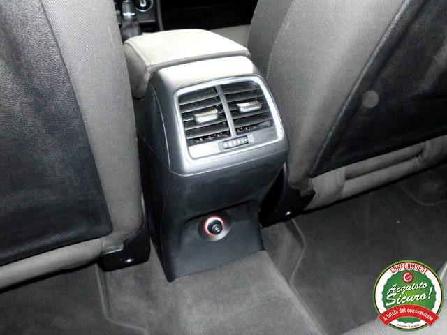 AUDI Q3 2.0 TDI 120 CV Sport