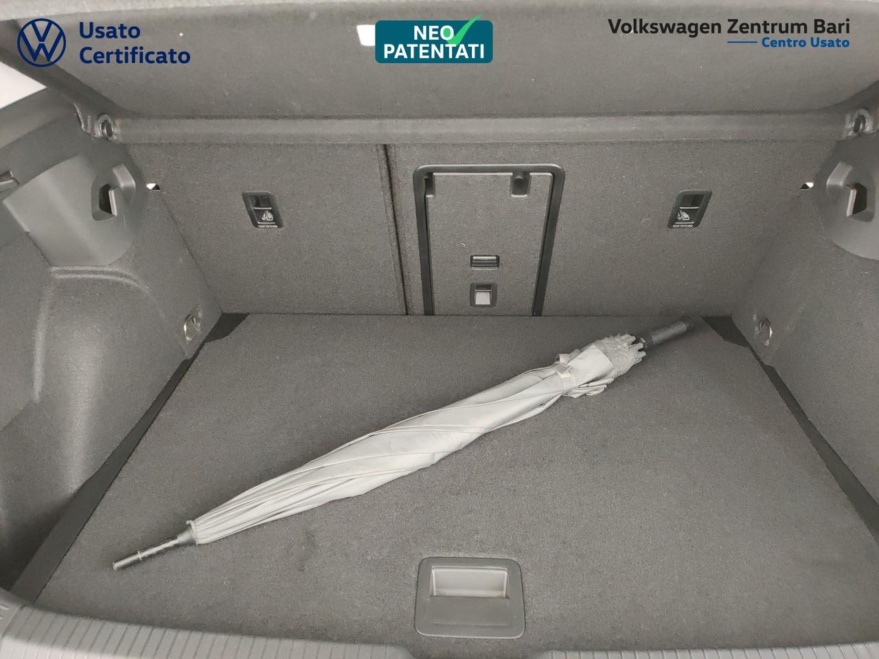 Volkswagen Golf 1.5 etsi life 115cv dsg