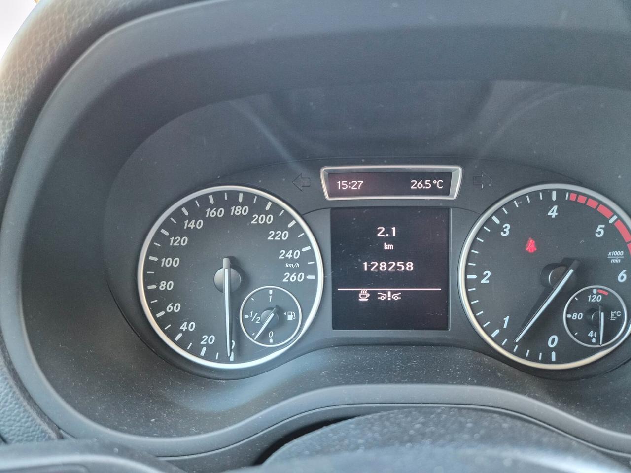 Mercedes-benz B 180 Advanced