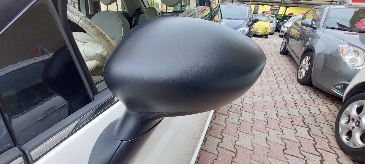 FIAT 500 LOUNGE 1,2 BENZINA TELEFONO TETTO PANORAMICO LEGA USB IMPECCABILE