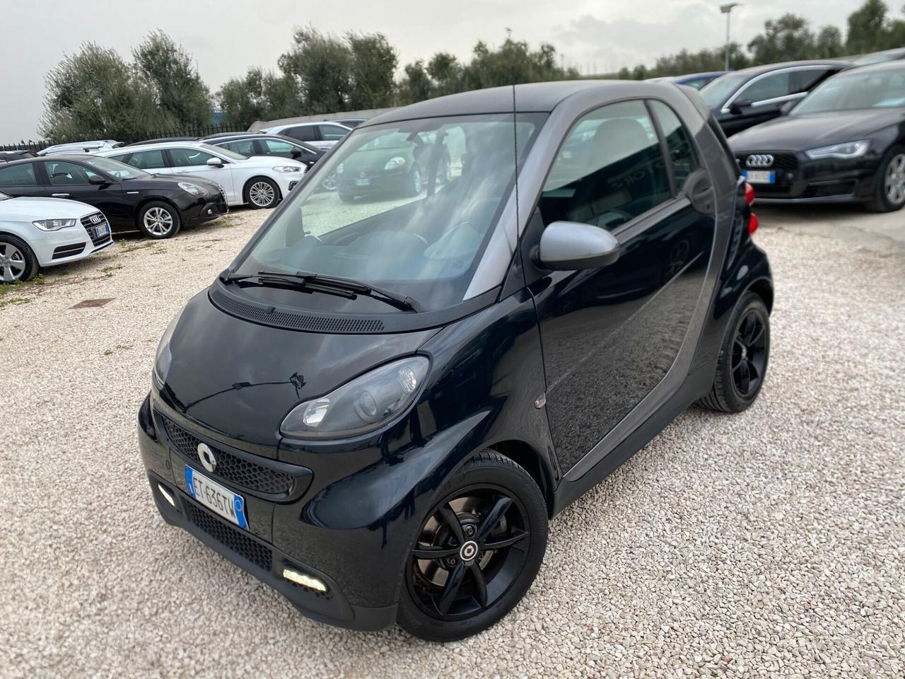 Smart ForTwo 1000 45 kW MHD coupé pure