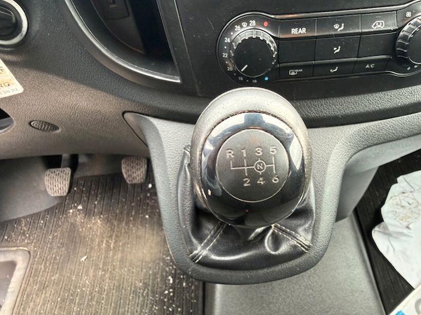 Autocarro pulmino Mercedes 9 posti