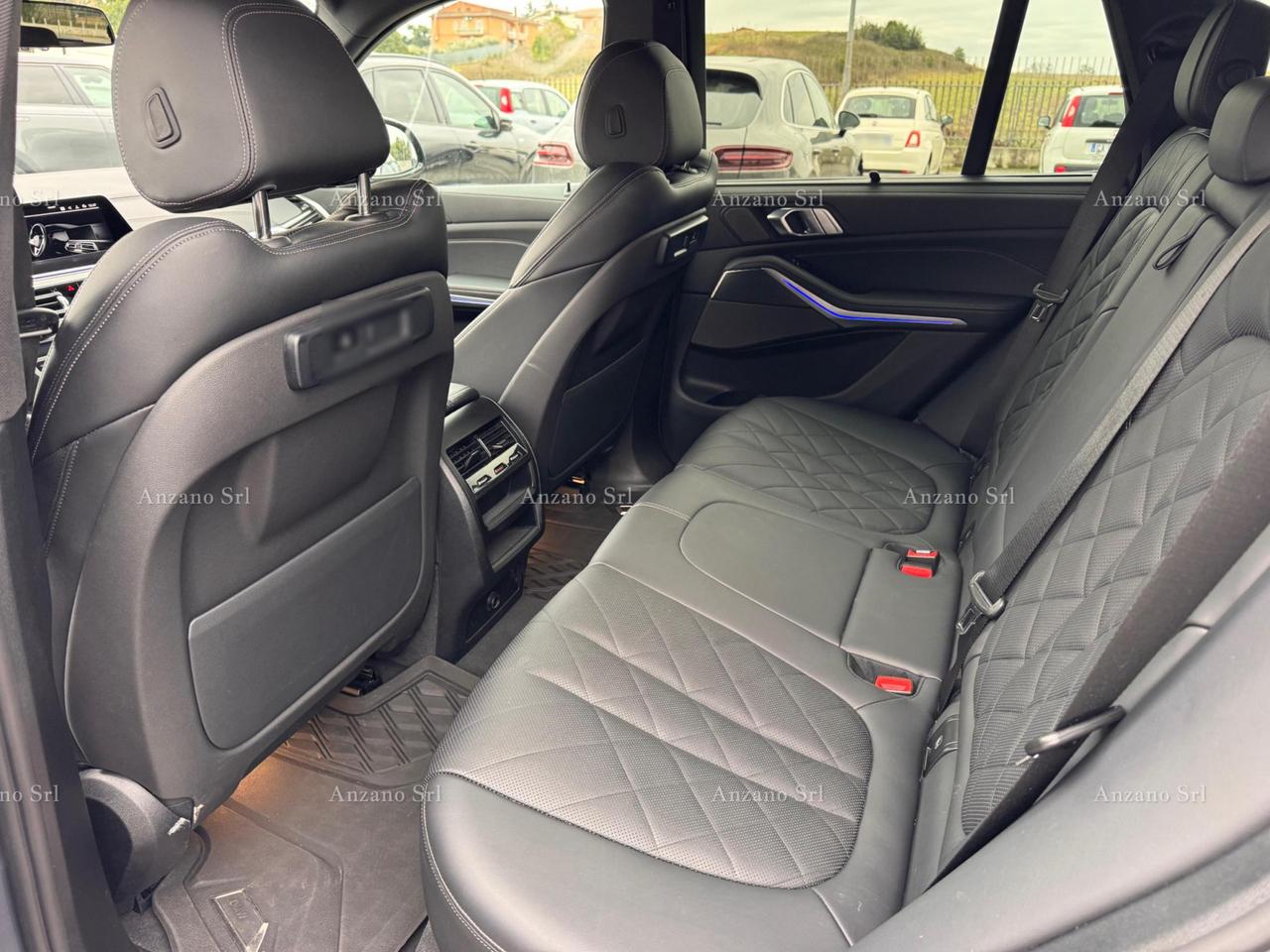 BMW X5 xdrive40d mhev 48V Msport auto