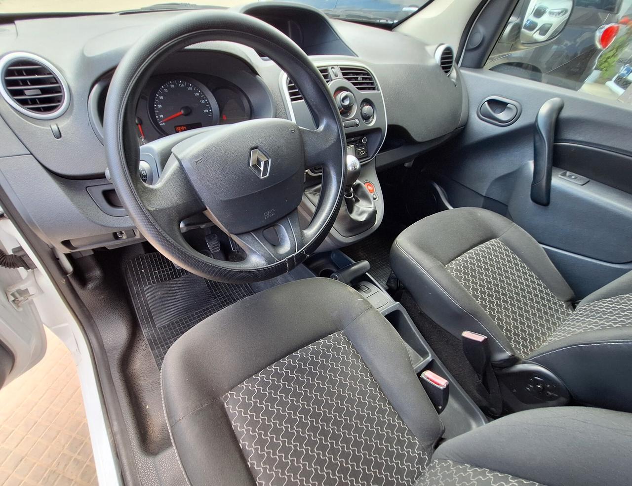 Renault Kangoo 1.5dCi 110CV ExpressMaxi PERMUTO