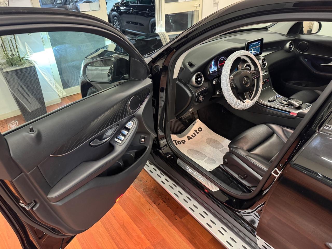 MERCEDES-BENZ GLC 220 d 4MATIC COUPE SPORT NIGHT EDITION